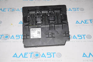 Блок Body Control BCM VW Passat b7 12-15 USA 2.5 надламана фішка