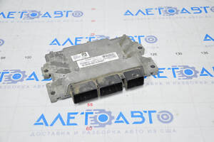 Блок ECU компьютер двигателя Ford Fiesta 11-19 1.6