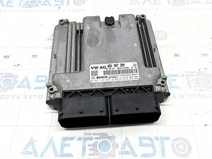 Блок ECU комп'ютер двигуна VW Passat 20-21