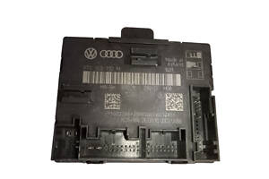 Блок електронний комфорту двері передньої 8T0959792M AUDI A4 07-15