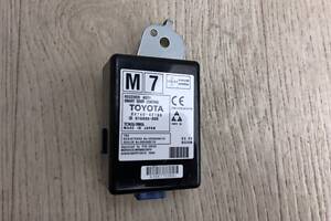 Блок электронный Toyota Rav4 15-18 ZSA42 2.0 3ZRFE 2017 (б/у)
