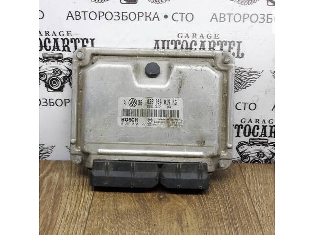 Блок керування двигуном VW Golf 4 1.9 TDI 038906019FG