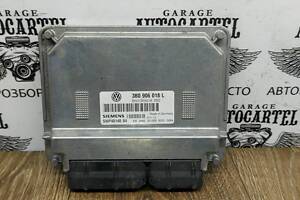 Блок керування двигуном VW Passat B5 1.6b 3B0906018L