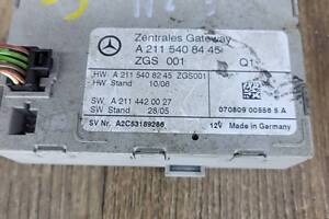 Блок управления центральным замком Mercedes W211 A2115408445