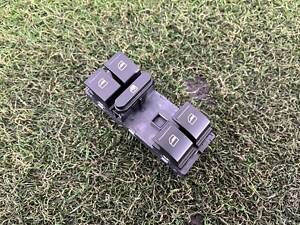Блок кнопок стеклоподъемников Volkswagen Amarok 2H 2.0 2012 перед. (б/у)