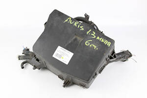 Блок предохранителей двигателя 1.3 МКПП 6ст. Toyota Auris 2006-2012 8274102050
