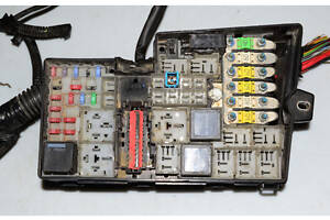 Блок предохранителей моторный отсек 9M5T14A067CA FORD Focus II 04-11