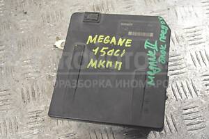 Блок предохранителей Renault Megane (II) 2003-2009 8200481866 250