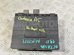 Блок управления бортовой сети Skoda Octavia (A5) 2004-2013 3C0937