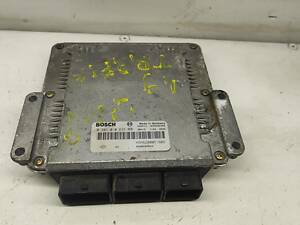 Блок управління двигуном/ ЕБУ 0281010633, 8200051609 Opel Vivaro/ Renault Trafic II 2001-2014