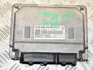 Блок управления двигателем Skoda Fabia 1.2 12V 2007-2014 03E906023Q 376587