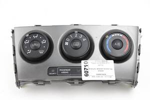Блок управления печкой под климат Toyota Auris 2006-2012 5540612410