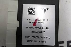 Блок управления ультразвуком задней двери Tesla model X 1055891-00-D
