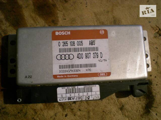 Блок управління ABS на Audi A6 C4