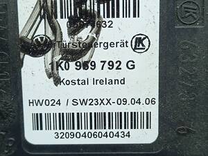 Блок управління моторчика склопідйомника VW Passat B6 2.0TDISkoda Octavia A5 II 1k0959792g