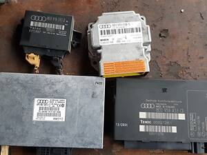 Блок управління парктроніком на Audi A4 B7 8E0919283D 8E0919283B 8E0919283C