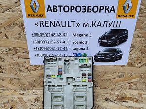 Блок запобіжників Renault Laguna 3 2007-15р. (рено лагуна ІІІ) 284B61187R