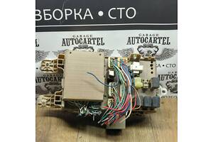 Блок запобіжників Toyota Corolla Verso 8264113040