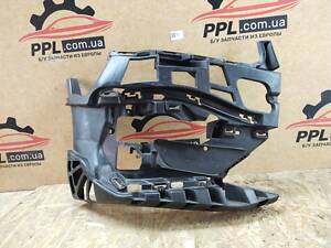 BMW 2 F45 F46 2017- рестайлинг Кронштейн правый крепление направляющая переднего бампера 51127460144