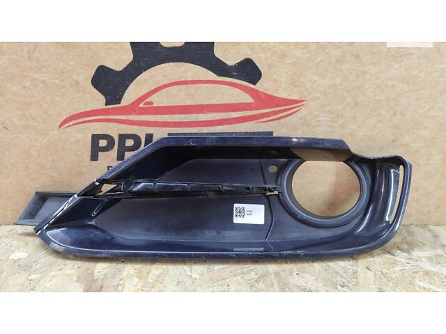 BMW 3 F30 F31 Sport Line 2011-2014 Накладка решетка бампера противотуманной фары туманки левая 51117300737