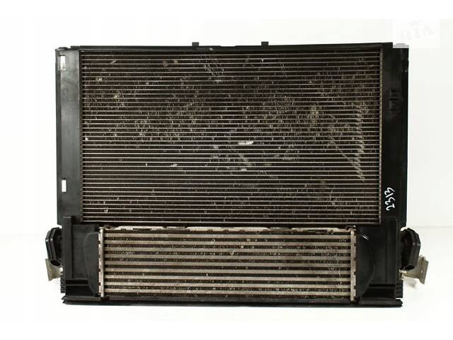 BMW F30 F31 F34 318i B38 328i N20 комплект радіатора вентилятор 7618807
