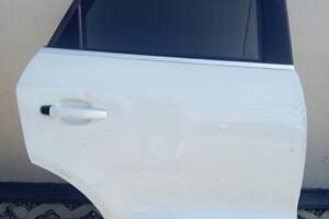 Двері задні праві AUDI Q3 білий LS9R 2012р