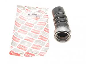 BOGAP B1711106 Патрубок интеркулера (нижний/R) BMW 3 (E90/E91) 2.0d 04-12 (M47/N47)