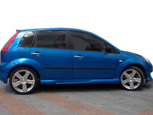 Боковые пороги 2002-2005 (под покраску) для Ford Fiesta