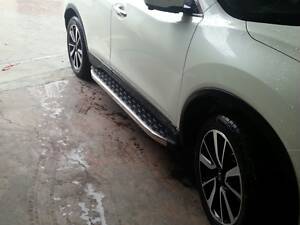 Боковые пороги Nissan X-trail T32 /Rogue 2014- BlackLine (2 шт, алюминий) Erkul