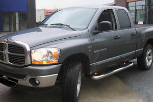 Боковые трубы угловые (2 шт., нерж) для Dodge RAM