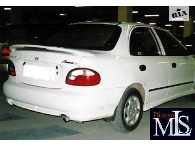 Боковые юбки Спорт (под покраску) для Hyundai Accent 1994–1999 гг