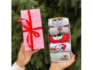 Коробка мужских новогодних носков 40-45 на 5 пар в подарочной коробке.