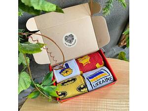 Бокс жіночих шкарпеток 36-41 на 4 пари в червоній коробці весна-осінь