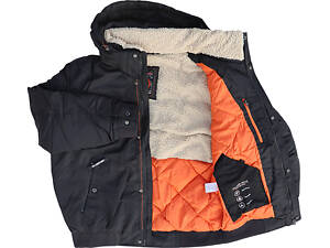 Большого размера мужская зимняя куртка бомбер.