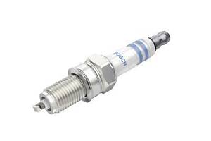 BOSCH 0 242 135 801 Свічка запалювання Fiat Fiorino/Panda/Punto/Doblo 1.2/1.4i 97- (к-кт 4 шт)