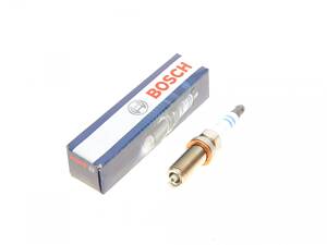 BOSCH 0 242 140 565 Свеча зажигания Infiniti Q50 15-/Volvo S60/S80/S90/V60/V70/V90/XC40/XC60/XC70/XC90 13-