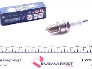 BOSCH 0 242 235 663 Свічка запалювання VW T4/T3/Passat/LT (28-35)/Golf II/III/Caddy 0.9-2.