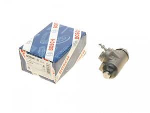 BOSCH 0 986 475 837 Цилиндр тормозной (задний) Renault Clio 98-/Logan 04-/Sandero/Stepway