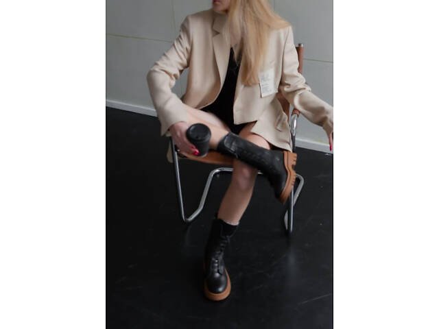 Ботинки женские высокие черные светлая подошва демисезон кожаные 38 - Фото 5