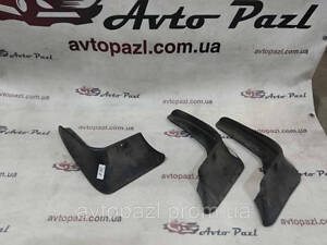 BR0112 PZ416V396300 Брызговик зад L R Toyota Camry V50 11-18 28-05-03