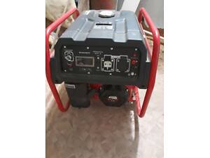 БУ. Бензиновый генератор.Elitech СГБ 3500Е ПРО(електро и ручной запуск).Срочно!Торг!