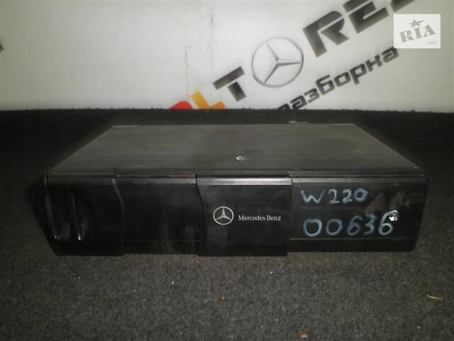 БУ Блок управления CD ченджер Mercedes W220 1998-2003-2005 a2038209089 Mercedes
