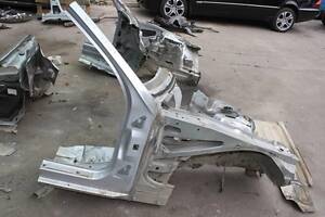 БУ Чверть передня права Mercedes W211 E-Klasse 2002-2009 A2116202061 Mercedes