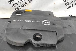 БУ Декоративная крышка двигателя Mazda Mazda