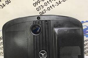 БУ Декоративная крышка двигателя Mercedes W204 (2007-2014) A 6510101467 Mercedes-Benz