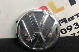 БУ Эмблема Volkswagen 7p6853630a VAG