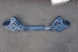 БУ Крепление балки подвески Mazda CX-7 (2006-2012) EG2134H90 Mazda