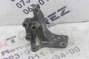 БУ Кронштейн опоры двигателя Toyota Camry XV30 01-04-06 7232120070 Toyota