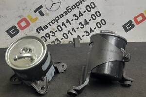 БУ Кронштейн топливного фильтра Mercedes W163 ML (1997-2001-2005) A6110920140