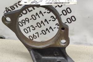 БУ Кронштейн Toyota Auris (2006-2012) 4345705050 Toyota